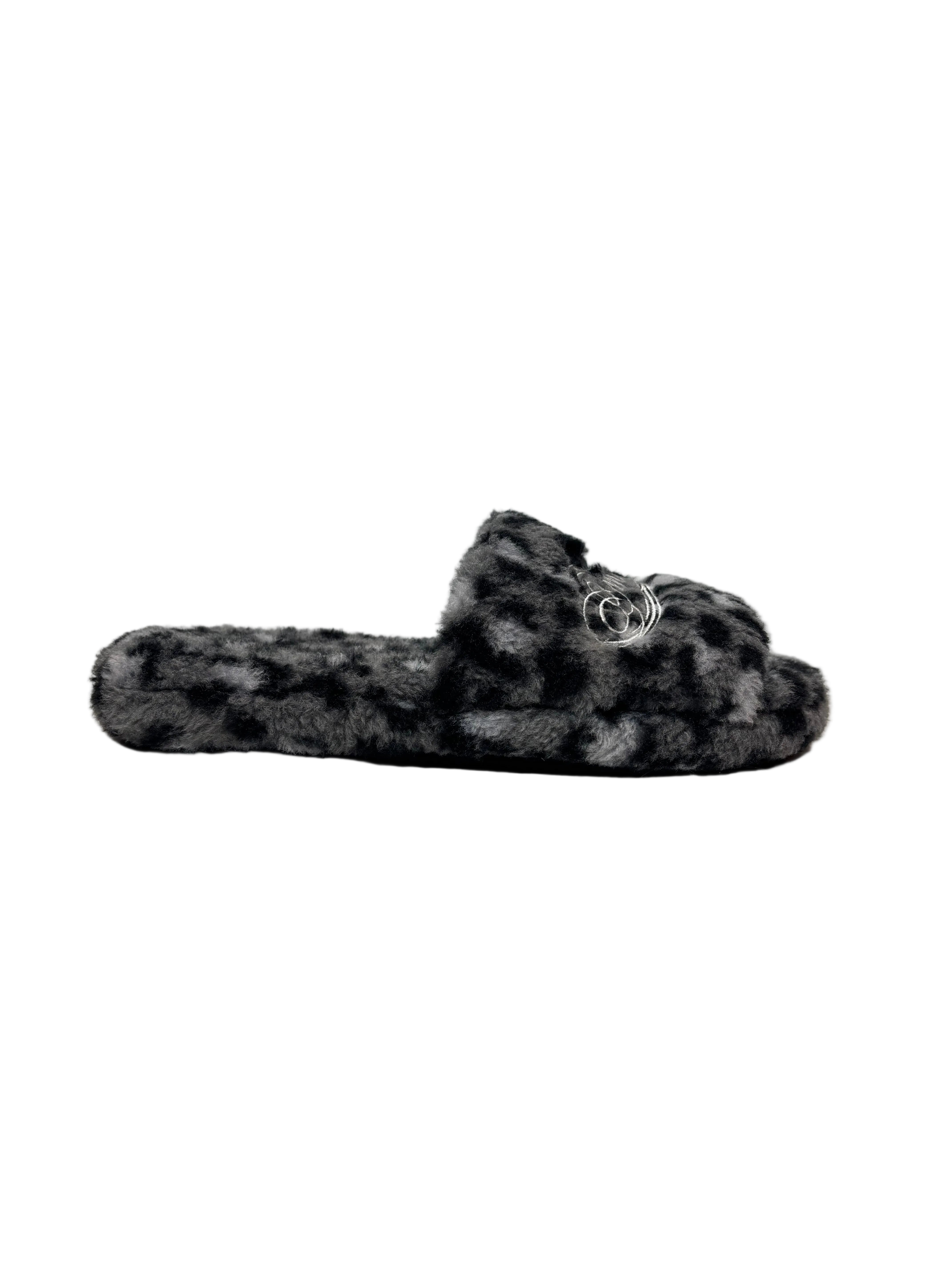 Leopard Slides